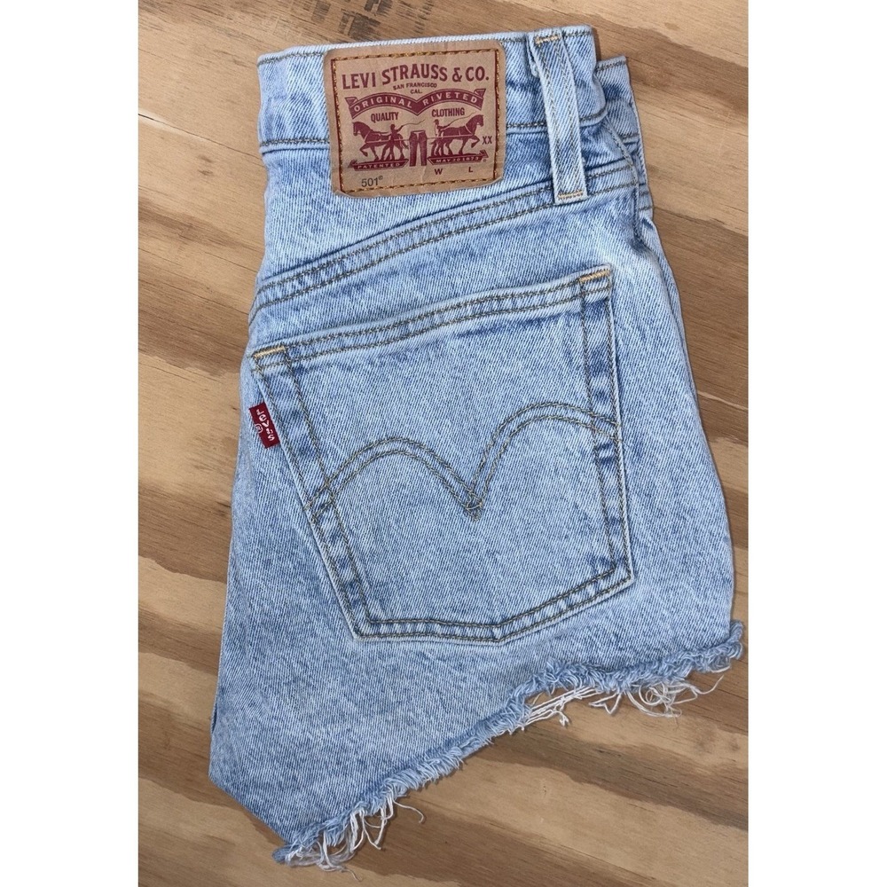 Levi's 501 CutOff Short Blue Distressed Classic Light Wash Button Fly Stretch 24